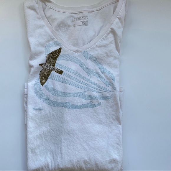 Patagonia White V-neck Blouse